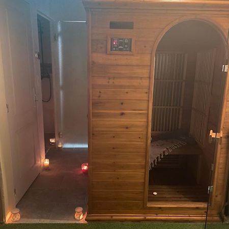 Houdarling Chalet Et Spa Hammam Jacuzzi Et Sauna Nîmes Exterior foto
