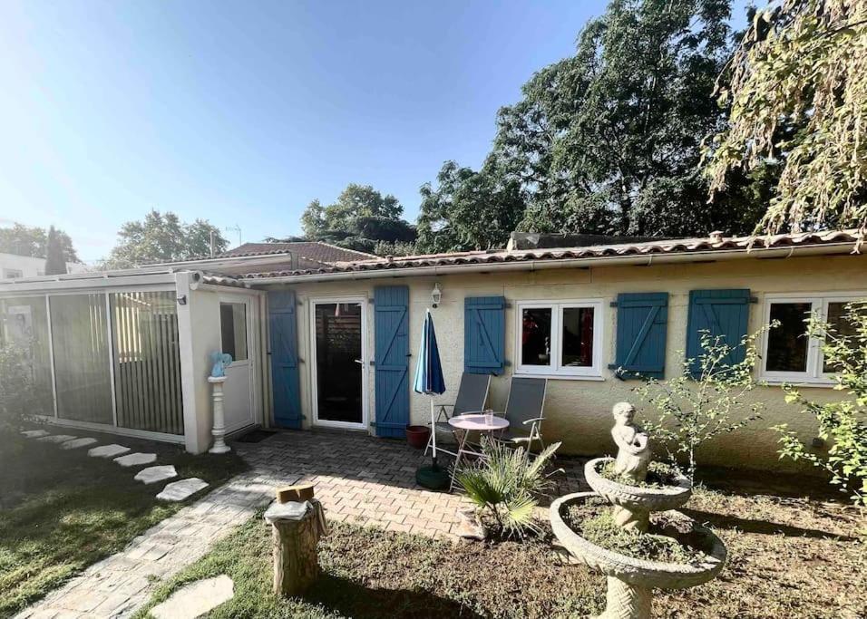 Houdarling Chalet Et Spa Hammam Jacuzzi Et Sauna Nîmes Exterior foto