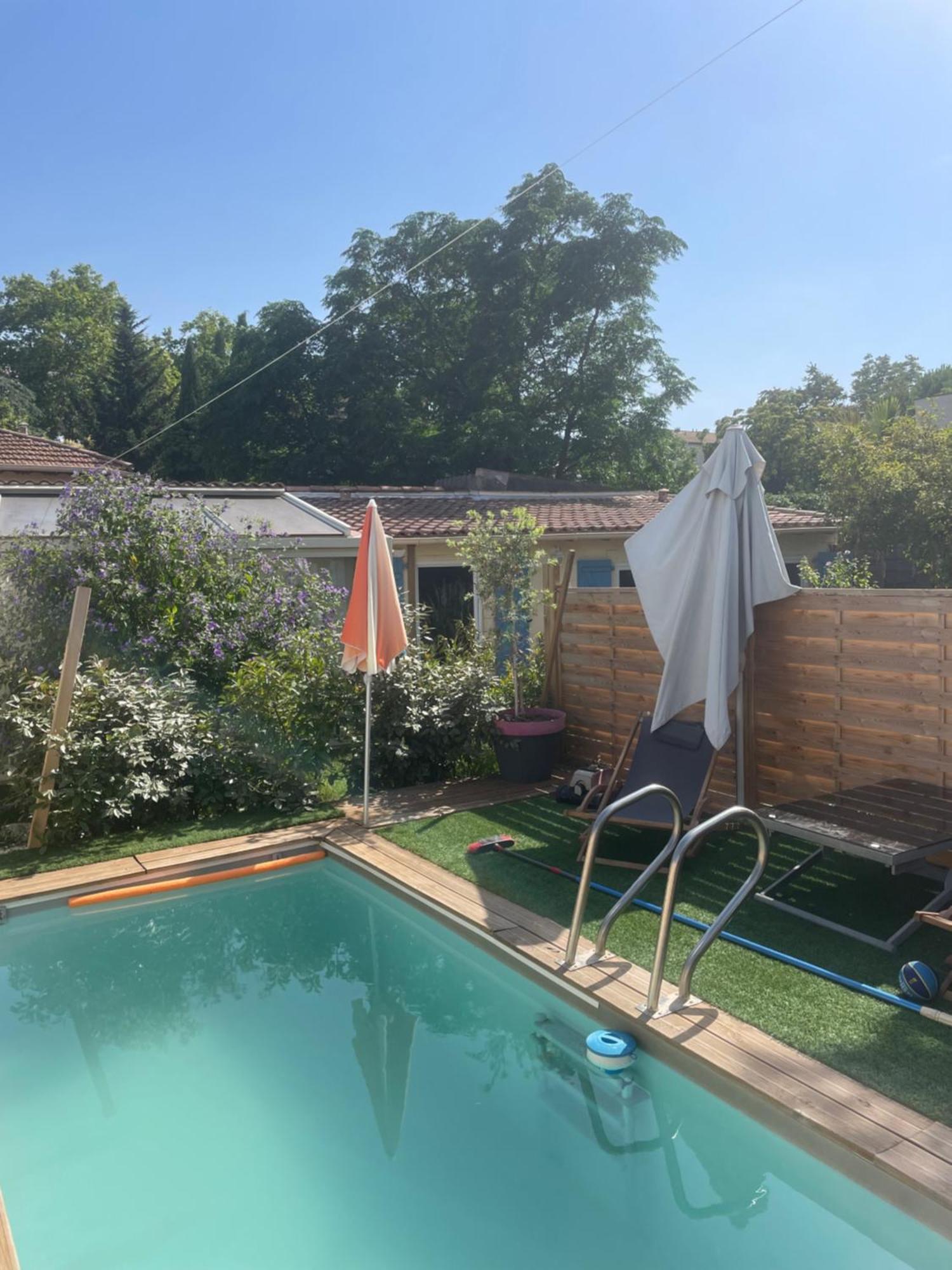 Houdarling Chalet Et Spa Hammam Jacuzzi Et Sauna Nîmes Exterior foto